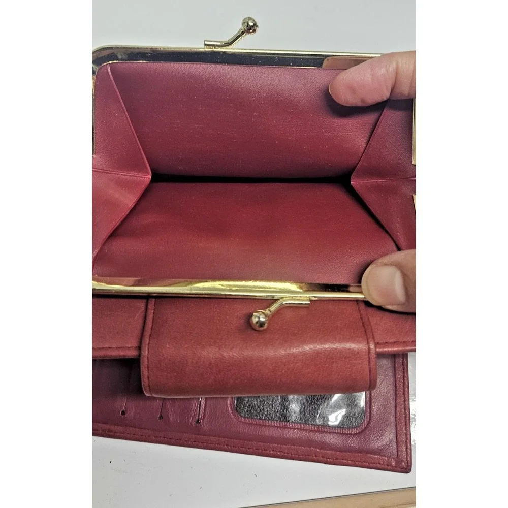 Vtg Buxton burgundy cowhide leather kiss lock cardex wallet